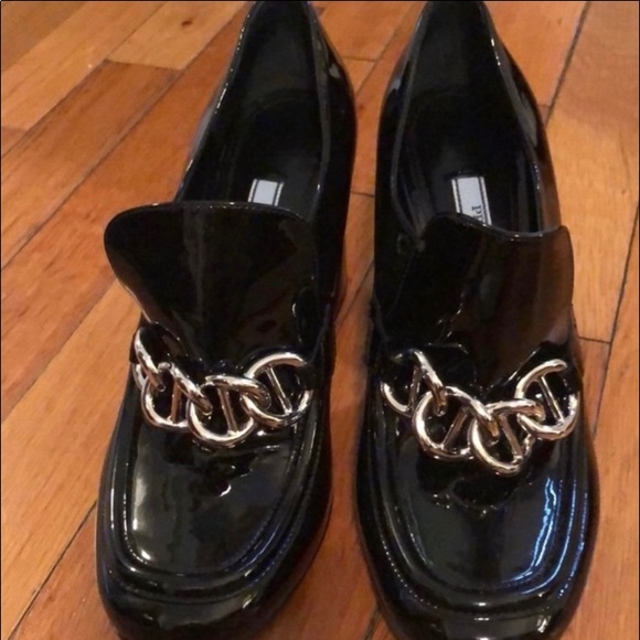 PRADA Patent Leather Chain Bit Loafer Pump Size 38 - Picture 1 of 10